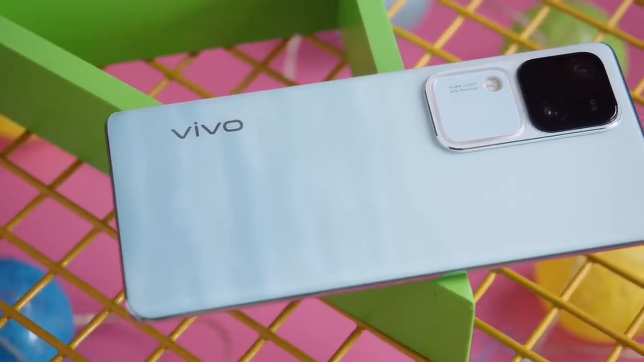 Introduction to Vivo V30